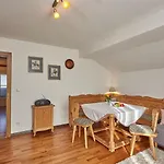 Gaestehaus Haeuslweber Konukevi Reit im Winkl